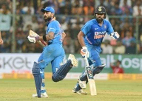 आईसीसी वनडे रैंकिंग में विराट, रोहित टॉप पर कायम